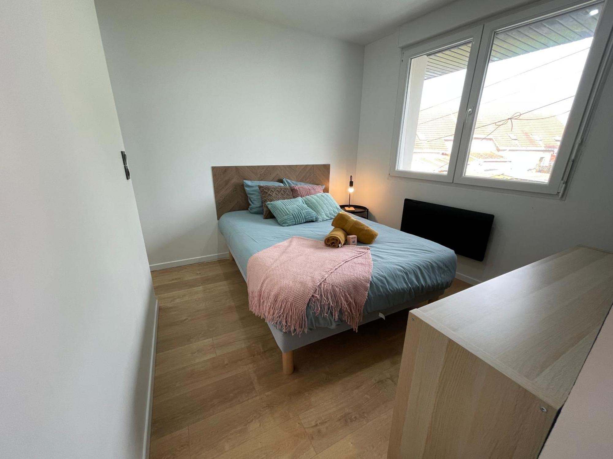 Les 3 Suites - 6 Personnes - 3 Chambres Avec Sdb Privatives Lens Exterior photo