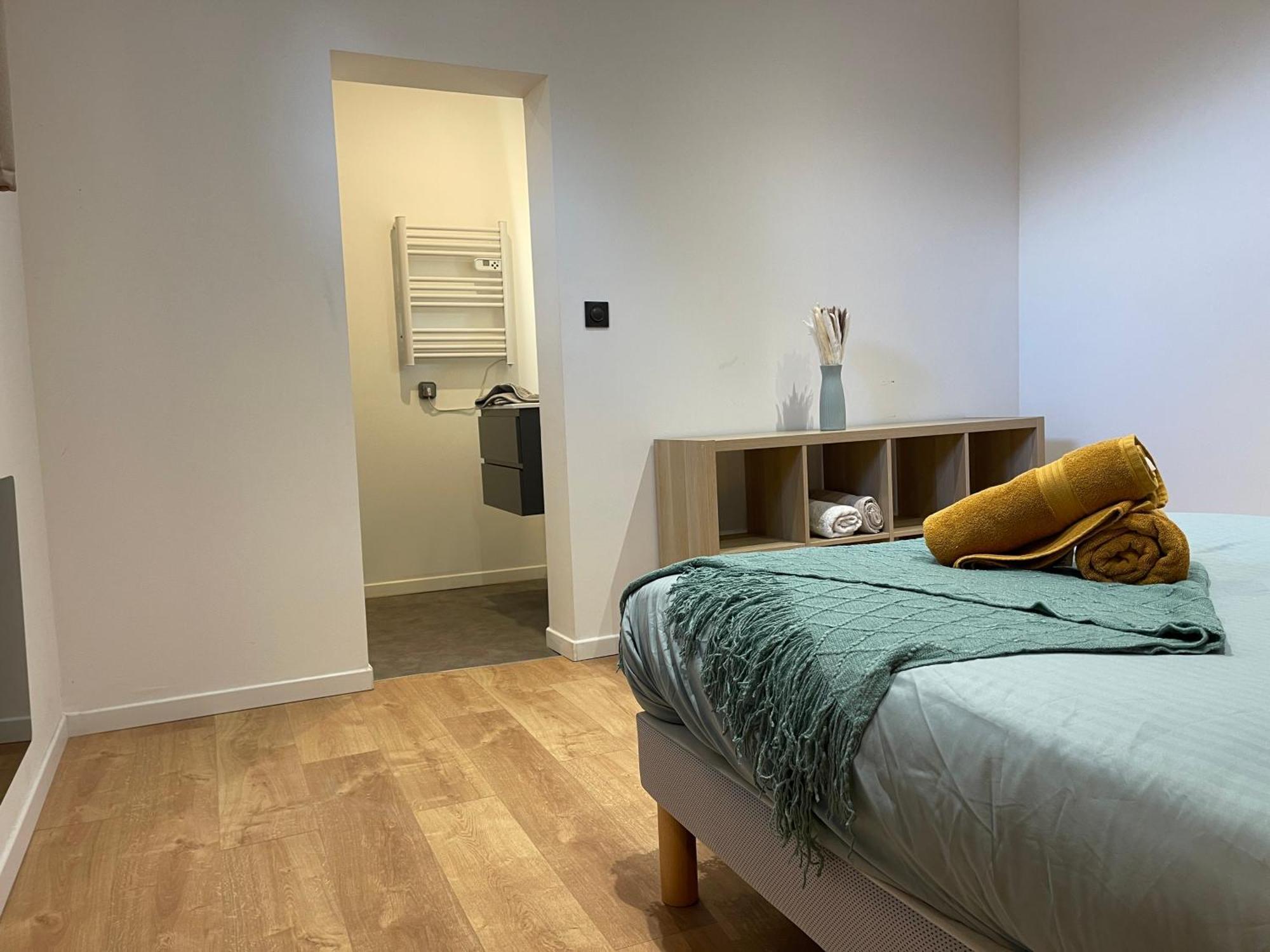Les 3 Suites - 6 Personnes - 3 Chambres Avec Sdb Privatives Lens Exterior photo